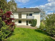 Gepflegte Doppelhaushälfte mit großzügigem Garten und unverbaubarem Ausblick in Mettmann-Innenstadt - Mettmann