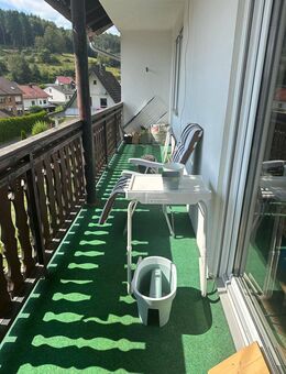 Zweifamilienhaus in ruhiger Lage und mit viel Potential! - Aura (Sinngrund)
