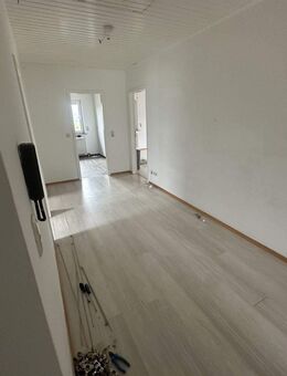 Tolle Renovierte Eigentumswohnung in absoluter Ruhe! - Steinau (Straße, Brüder-Grimm-Stadt)