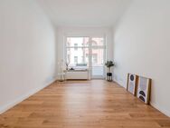 Hochwertig sanierte 2-Zimmer-Wohnung mit Balkon in Mariendorf - Berlin