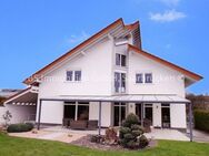 Exklusives Einfamilienhaus in Losheim - Garten - Doppelgarage - 200 m² Wfl. - 1.288 m² Grundstück - Losheim (See)