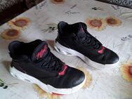 Puma flight Sport Schuhe, Größe 42 - Rösrath