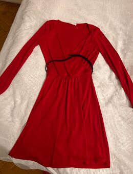 Rotes Kleid Groesse S - München Schwabing-West