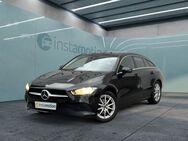 Mercedes CLA 180 Shooting Brake, Akt, Jahr 2022 - München