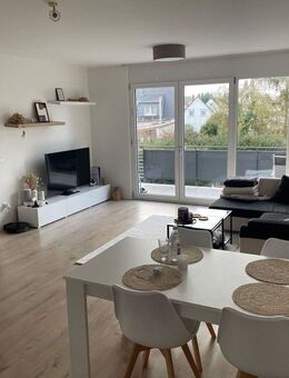 Moderne Wohnqualität: Lichtdurchflutete Etagenwohnung mit Komfortausstattung - Saulheim