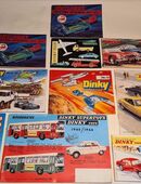 Alte Spielzeugkataloge von Matchbox Corgi Dinky Toys in 10627
