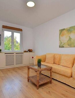 Hell möblierte 3-Zimmerwohnung in der Sanderau mit Balkon - Würzburg