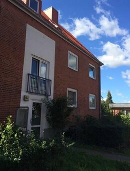 Da kommt man gern Heim. Kleine 3-Zimmer-Wohnung - Lauenburg (Elbe)
