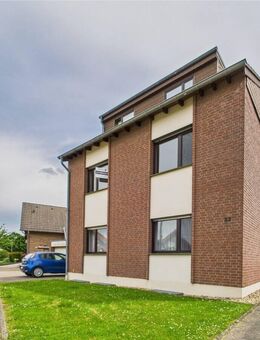 Charmante Wohnetage mit Balkon in ruhiger Lage von Kreuzau - Kreuzau