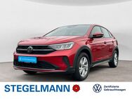 VW Taigo, 1.0 TSI Life, Jahr 2022 - Detmold