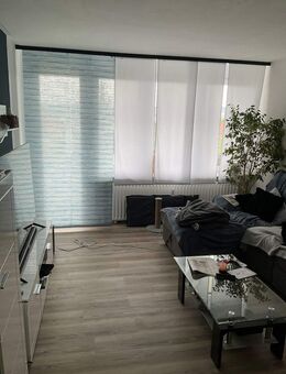 helle 2-Zimmer-Wohnung mit Balkon in citynaher Lage - Singen (Hohentwiel)