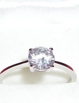 1 Solitär mit strahlendem Zirkonia CZ, Größe 56, Sterling Silber 925/-, - Essen