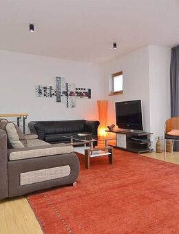 Schöne möblierte 2-Zimmer Wohnung mit Internet und PKW-Stellplatz in Wiesbaden - Wiesbaden