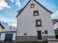 FAMILIENFREUDE - Ein- bis Zweifamilienhaus mit Garten und Garage in Breitenbach! - Breitenbach