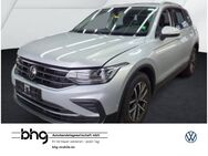 VW Tiguan, 1.5 TSI Life, Jahr 2022 - Metzingen