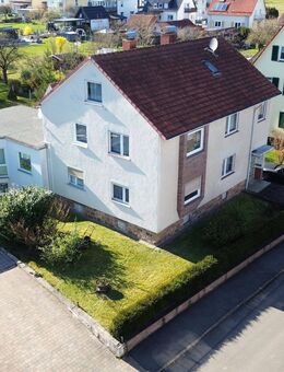 Zweifamilienhaus mit Gartenparadies - Viel Raum, viele Möglichkeiten - Reinhardshagen