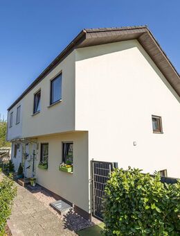 Tolle DHH mit neuer PV-Anlage in Bretten - Bretten
