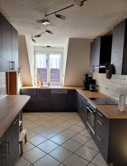Helle 4,5 ZW mit Loggia zu vermieten - Rimpar