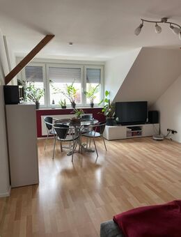 +++ 4,53% Rendite +++ Schöne, helle und gepflegte 2 ZKB-DG-Wohnung in 68775 Ketsch zu verkaufen! +++ - Ketsch