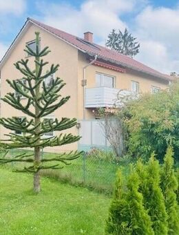 Sonnige Lage: Zweifamilienhaus mit Einliegerwohnung und Potential - Konstanz