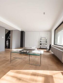 Erstbezug: Großes, exklusiv saniertes Wohnhaus - Lappersdorf