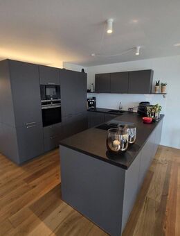 Komfortable 3-Zimmer Wohnung mit Designküche, Balkon & Fußbodenheizung - Schorndorf (Baden-Württemberg)