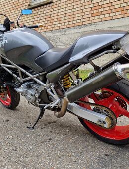 Ducati Monster S4 - Aichstetten