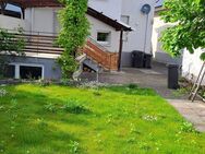 Freistehendes Einfamilienhaus-6 Zimmer, in einer tollen Lage mit großem Garten (Südwest) in Eberstadt - Darmstadt