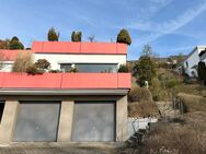 Sonne pur - Neu renovierte 4-Zimmer-Terrassenwohnung mit traumhaftem Fernblick in Creidlitz - Coburg