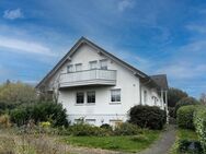 Attraktives Einfamilienhaus mit moderner Einbauküche und tollem Garten in Ahorn - Ahorn (Bayern)