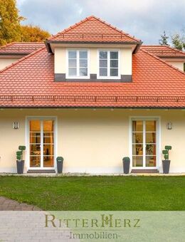 Neuwertige Luxus-Villa mit Aufzug und Traumgrundstück in ruhiger Top-Lage! - München