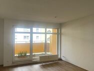 NEUER FUßBODEN - NEUER PREIS / Ab sofort - Gemütliche 2-Zimmer-Wohnung mit Balkon - Bernau (Berlin)