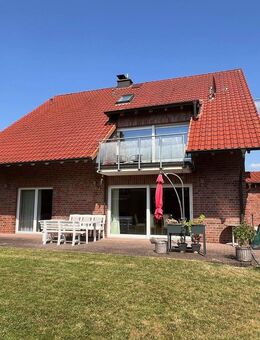 Hochwertige Eigentumswohnung mit Garten, Kamin und Garage - gepflegtes Wohnen auf einer Ebene - Ahlen