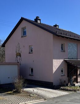 Platz für die ganze Familie! Neue Bilder. Vermietung 1. Stock/DG möglich. Haus ist leergeräumt. - Wilhelmsthal