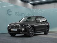 BMW X3, xDrive30e M Sport Panodach digitales, Jahr 2021 - München