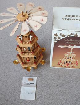 Weihnachts Pyramide 3-stöckig aus Holz ohne Kerzen 47 cm - Niddatal