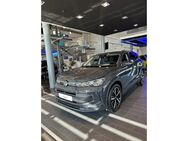 VW Tiguan, 1.5 l Life eTSI, Jahr 2022 - Berlin