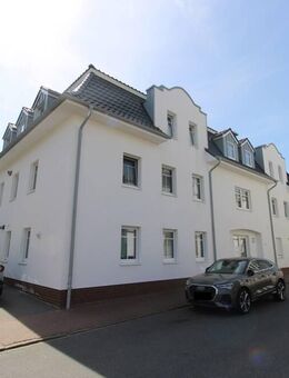 Neuwertige Eigentumswohnung im Zentrum von Varel - Varel