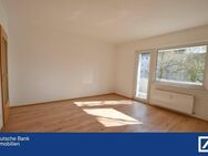 Möbel rein und fertig. Frisch sanierte 3-Raum Wohnung mit Balkon in Duisburg-Overbruch - Duisburg