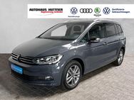 VW Touran, 2.0 TDI MOVE APPCONN, Jahr 2023 - Scheuring