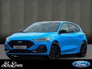 Ford Focus, Lim (CGE)(2018->) ST X Edition, Jahr 2022 - Düren