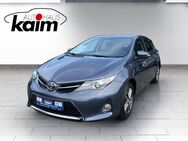 Toyota Auris, Life, Jahr 2014 - Leck