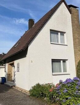 Ein Zuhause zum Wohlfühlen: Charmantes Einfamilienhaus mit Garten und Garage - Osnabrück