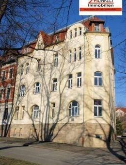 Attraktive Wohnung mit Balkon, Parkblick und Tageslichtbad im 1. Obergeschoss - Zeitz