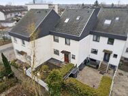 Maintal-Bischofsheim. Reihenmittelhaus mit Terrasse & Garten. 2 Stellplätze - Maintal