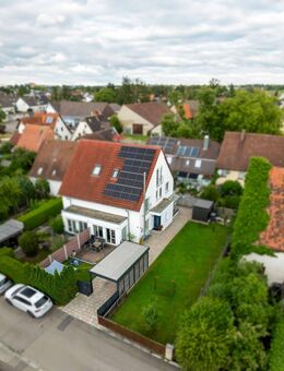CHARMANTE DOPPELHAUSHÄLFTE MIT PV-ANLAGE UND SPEICHER IM HERZEN VON LANGENAU - Langenau