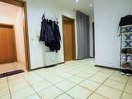 ++ Interessante Kapitalanlage: Vermietete Dachgeschosswohnung mit Steigerungspotential! ++ - Bedburg