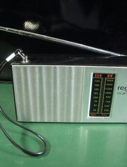 Seltenes vintage Regia Super Model FM 68 Taschenradio funktioniert - Oberhaching