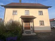 Bauernhaus mit großzügigen Nebengebäuden in Daugendorf - Riedlingen