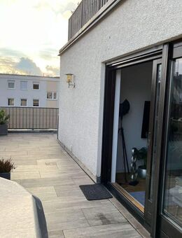 Exklusives Penthouse mit großer Dachterrasse in Top-Lage! - Röthenbach (Pegnitz)